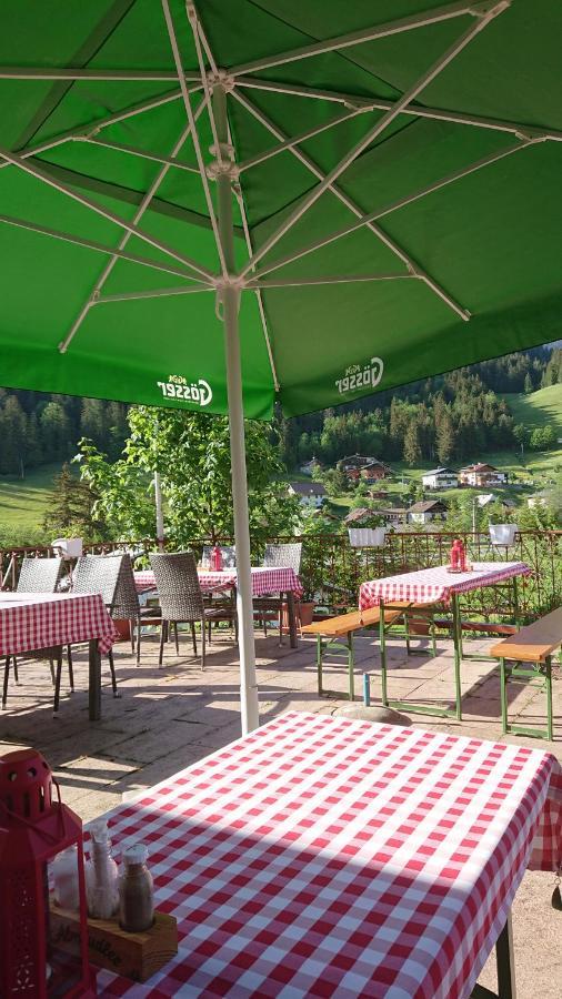 ホテルGasthof Schonblick ルスバッハ・アム・パス・クシュット エクステリア 写真