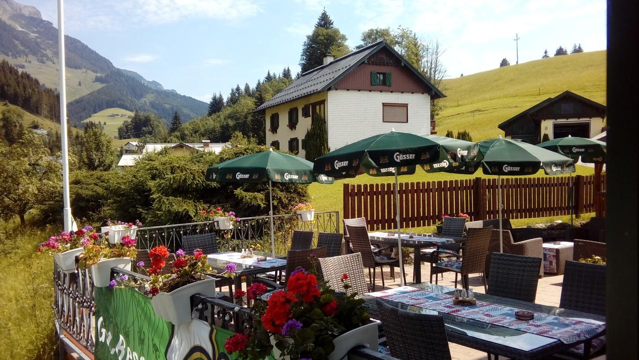 ホテルGasthof Schonblick ルスバッハ・アム・パス・クシュット エクステリア 写真